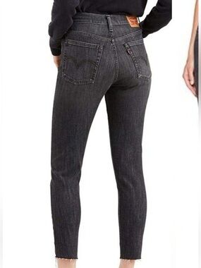 Levi's Women's wedgie High Rise Skinny Jeans in Washed Black